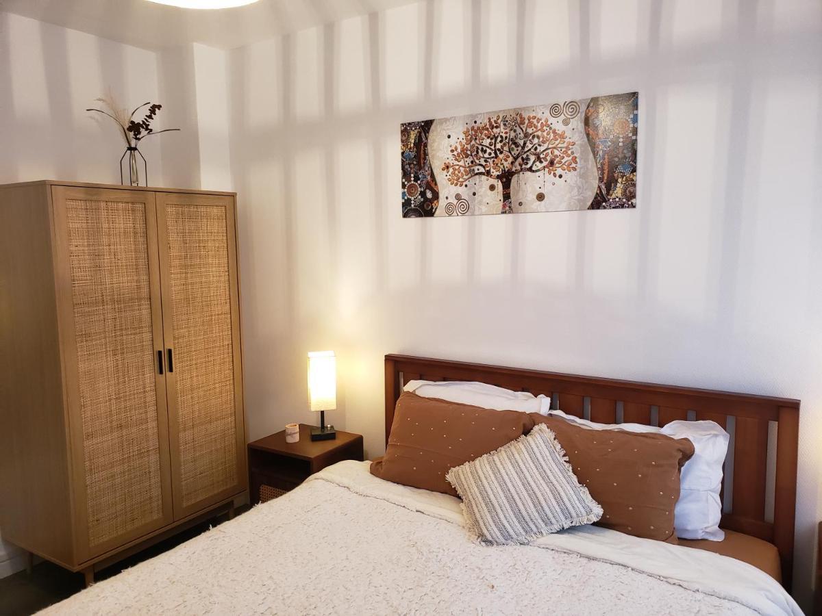 Maison Du Bonheur 2 A Troyes Logement Entier Avec Parking Eksteriør bilde