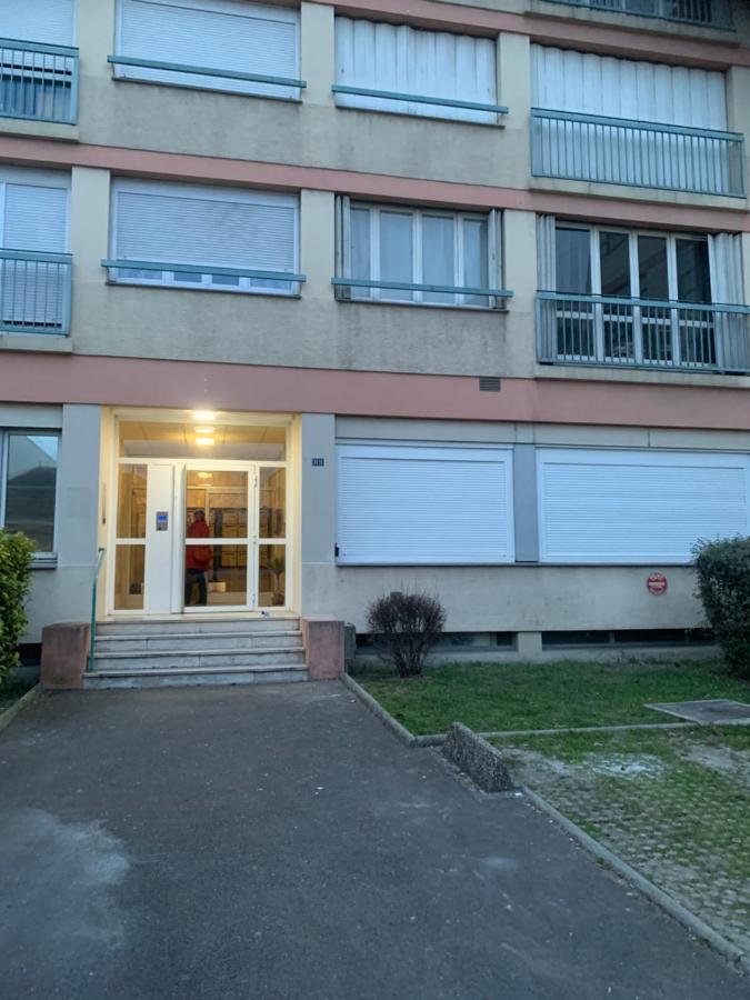 Maison Du Bonheur 2 A Troyes Logement Entier Avec Parking Eksteriør bilde
